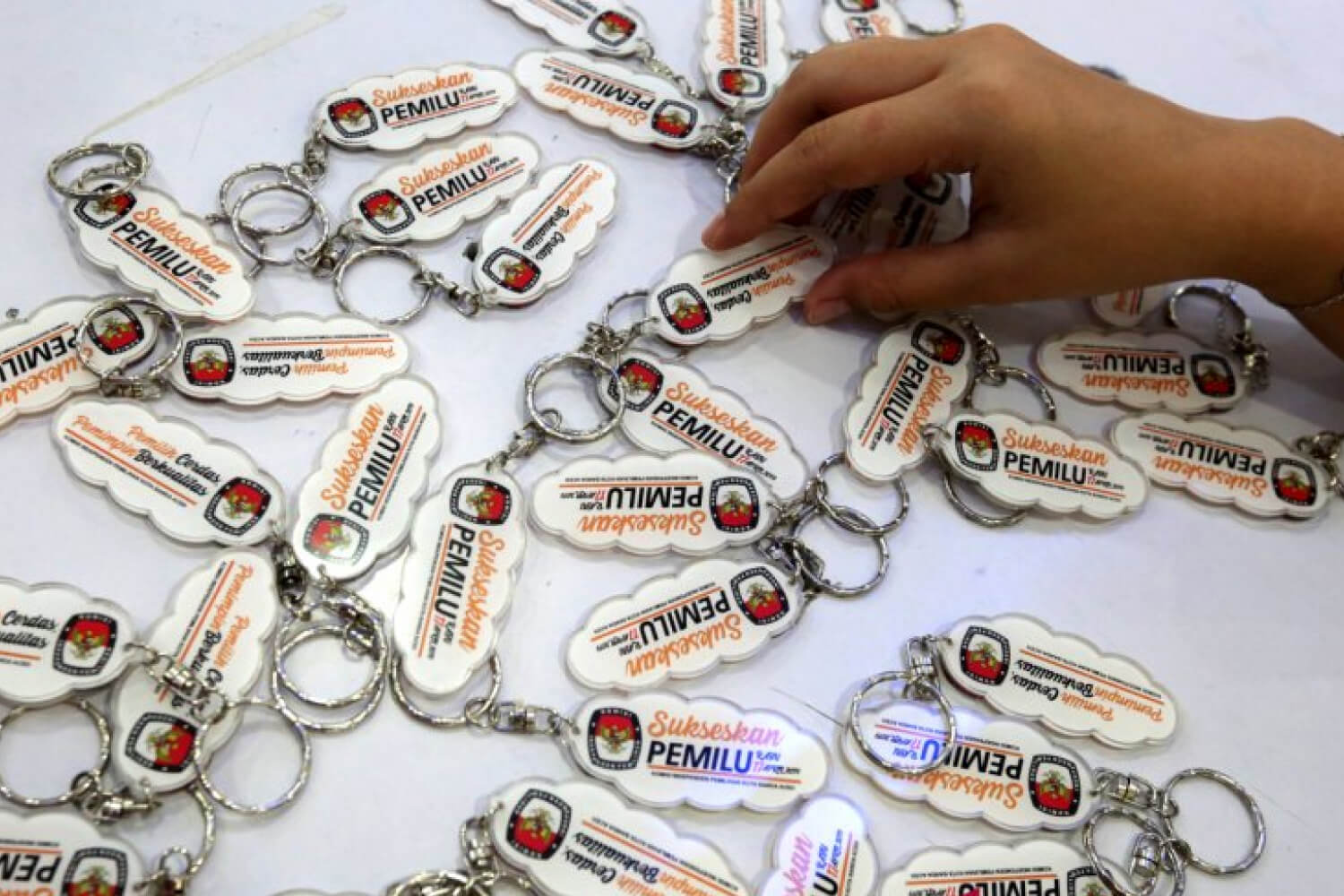 Jual Aksesoris untuk Pemilu