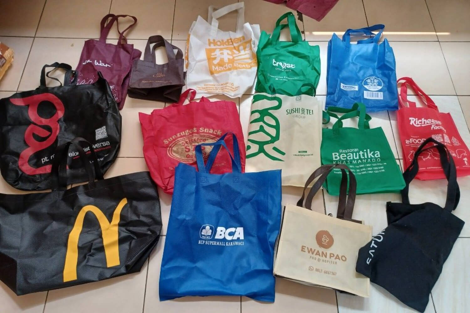 hasil produk totebag dari kain spunbond