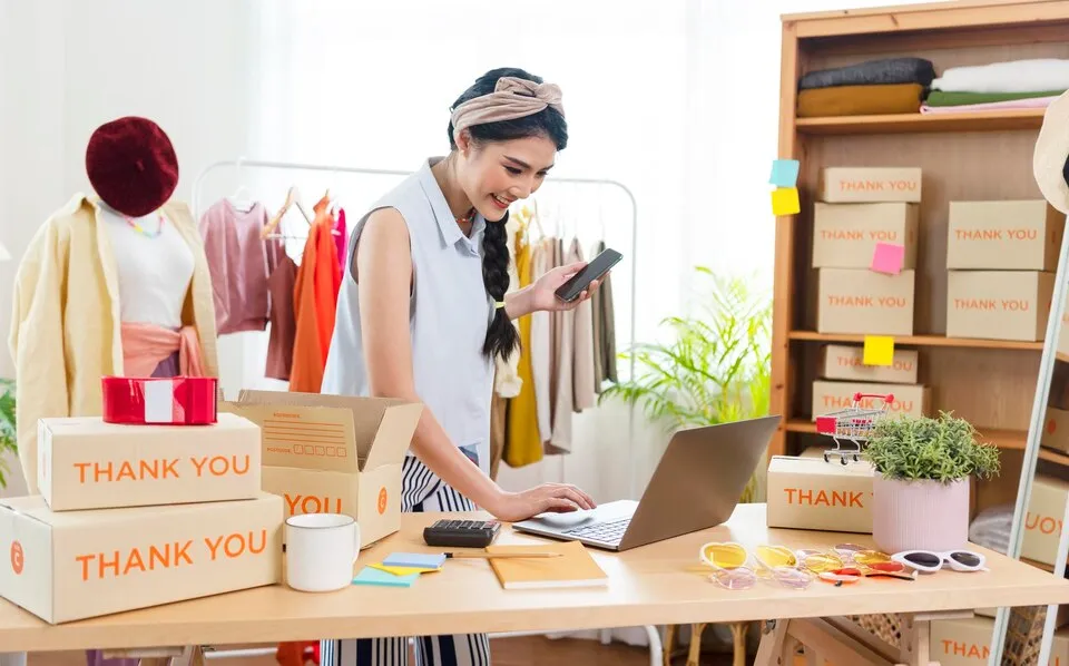 Breakdown of startup costs for a home-based Eid gift hampers business with low overhead.