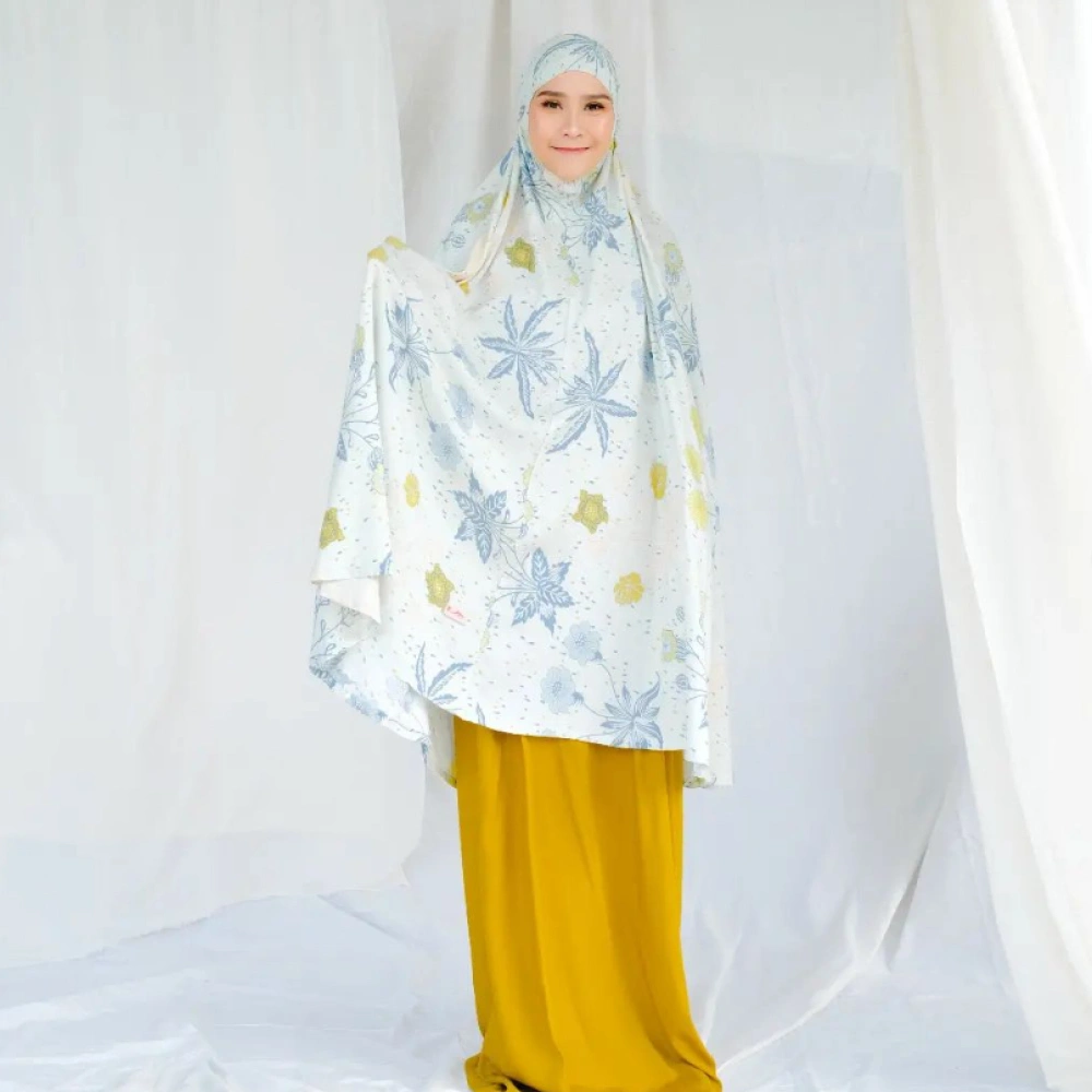 Contoh koleksi produk hijab Meccanism by Zaskia Mecca.