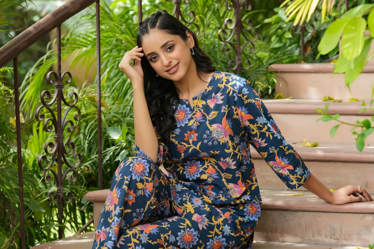 Digital printing fashion trends on loungewear with customized designs, vibrant colors, and durable prints.