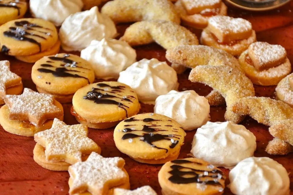Delicious Eid cookies and sweets for your business