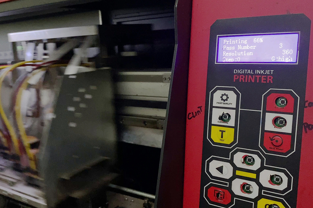 Explore additional machine features that enhance printing efficiency and improve hijab production workflow