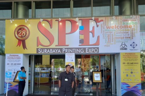 Texco launches its newest DTF printer with upgraded features at Surabaya Printing Expo 2024.