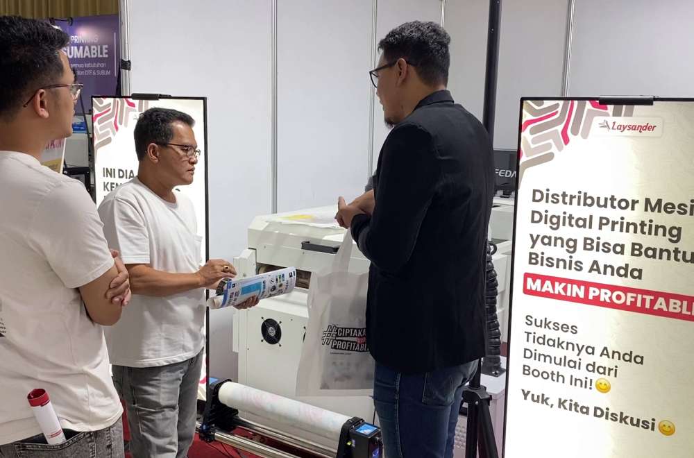 Promo Laysander di SPE 2025 dengan diskon printer, gratis ongkir, dan bonus menarik.